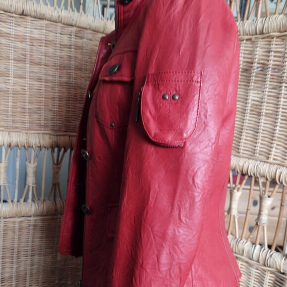 Danier Leather red jacket – XS (will fit S) - Picture 4 of 11
